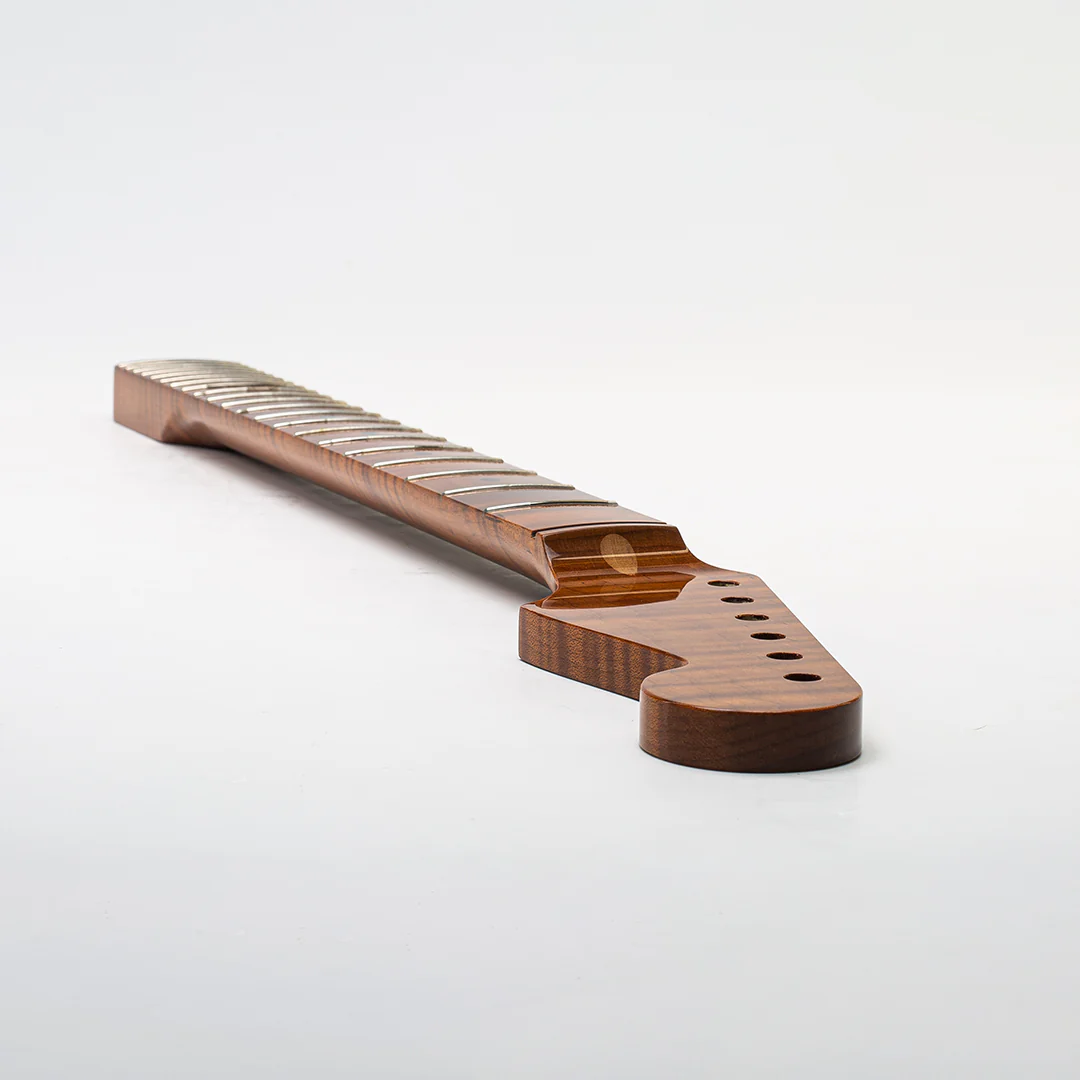 Allparts Select "Licensed by Fender®" AAA+ Roasted Flame Maple Vintage Spec Replacement Neck for Stratocaster® - Nitro Finish - Soft V Shape - Image 9