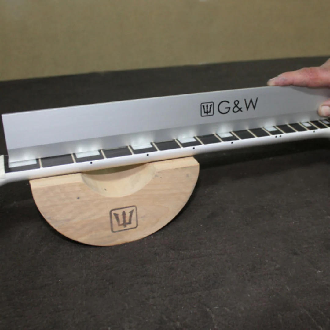 G&W Aluminum Straight Edge Beveled 500mm - Image 3