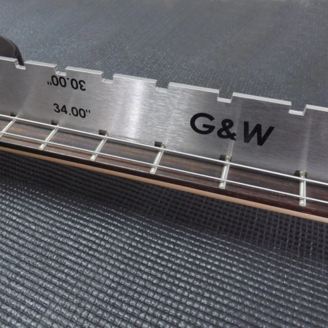 G&W Bass Guitar Notched Straight Edge - Image 3