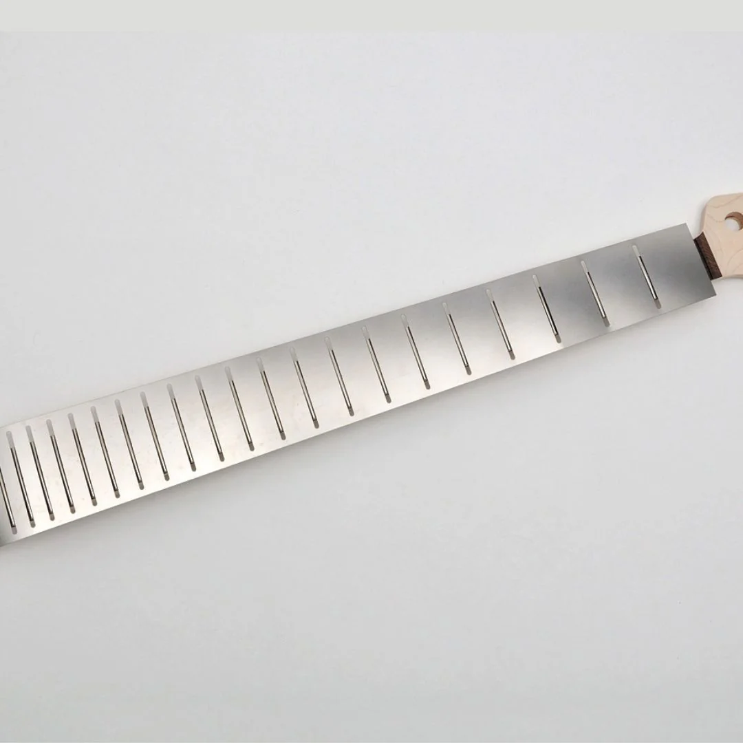 Goldo Fretboard Guard Bass 34" Scale Length - Image 2