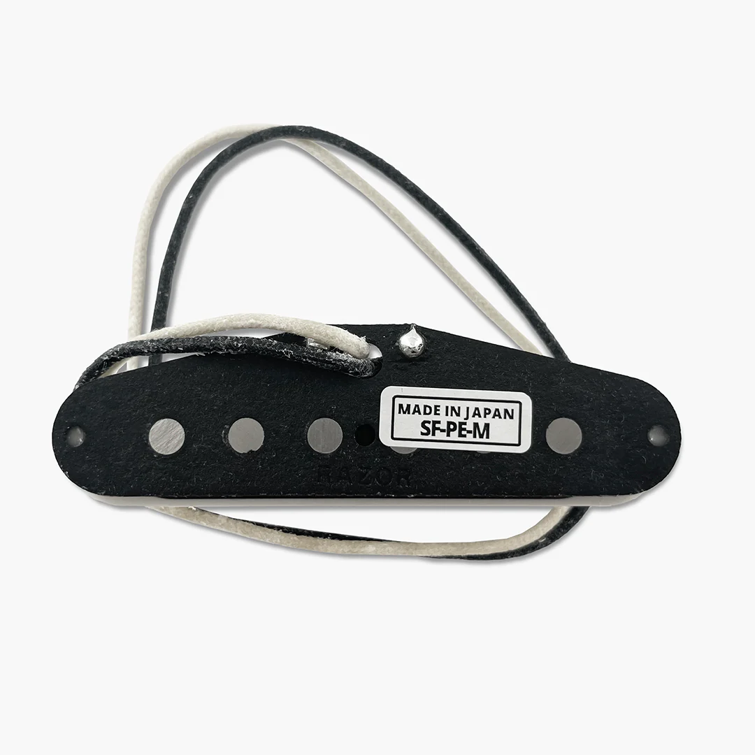 Razor® Sūpāmūn  Super Moon Reverse Middle Pickup For Stratocaster® - White - Image 3